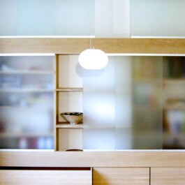 Onzgi-Cupboard-Zurich-2005-01 
