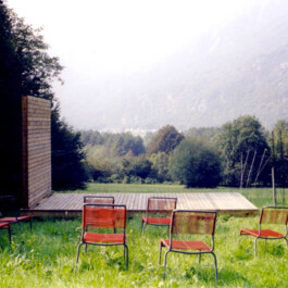 Onzgi-Open-Air-Scene-Open-Art-Roveredo-2002-V 