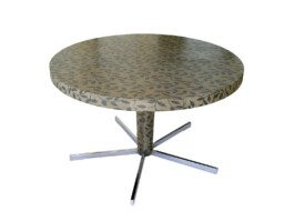 Onzgi-Tissu-Table-01-Pro-Helvetia-01